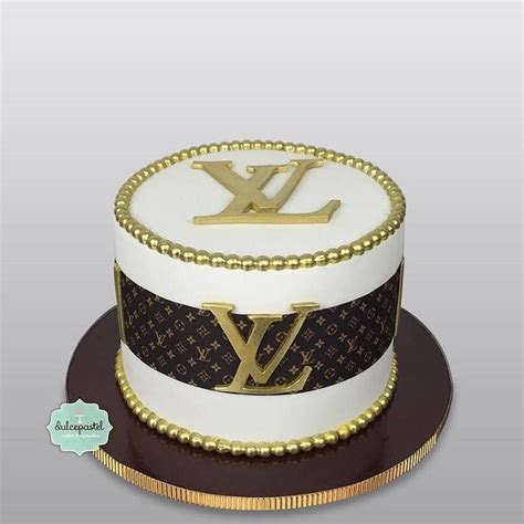 molde para torta de louis vuitton|27 ideas de Louis Vuitton Cakes .